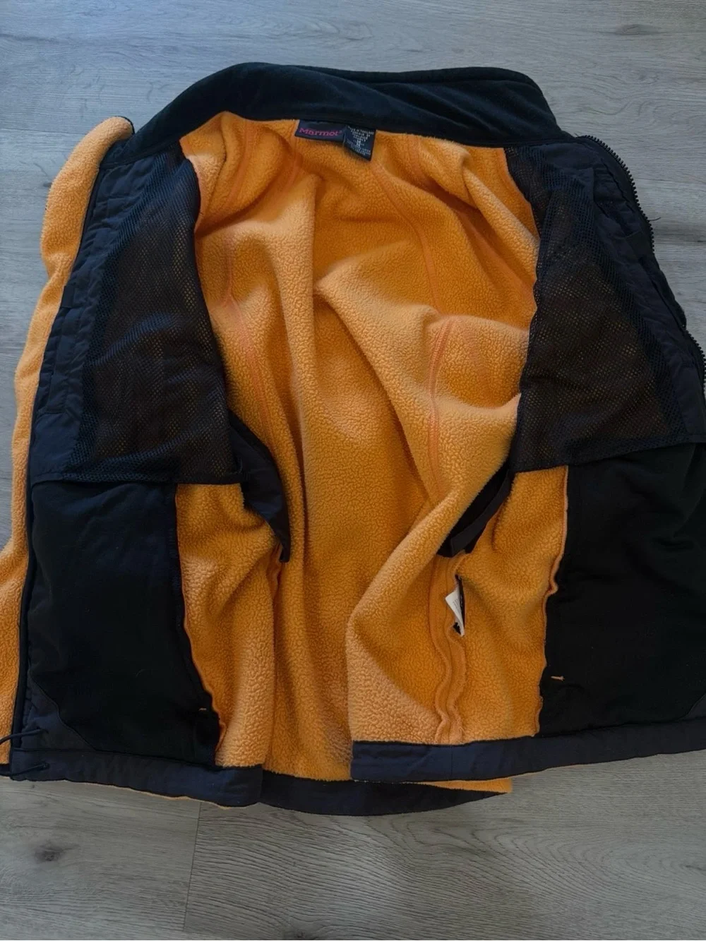Marmot 2000’s Women’s Yellow Fleece Jacket